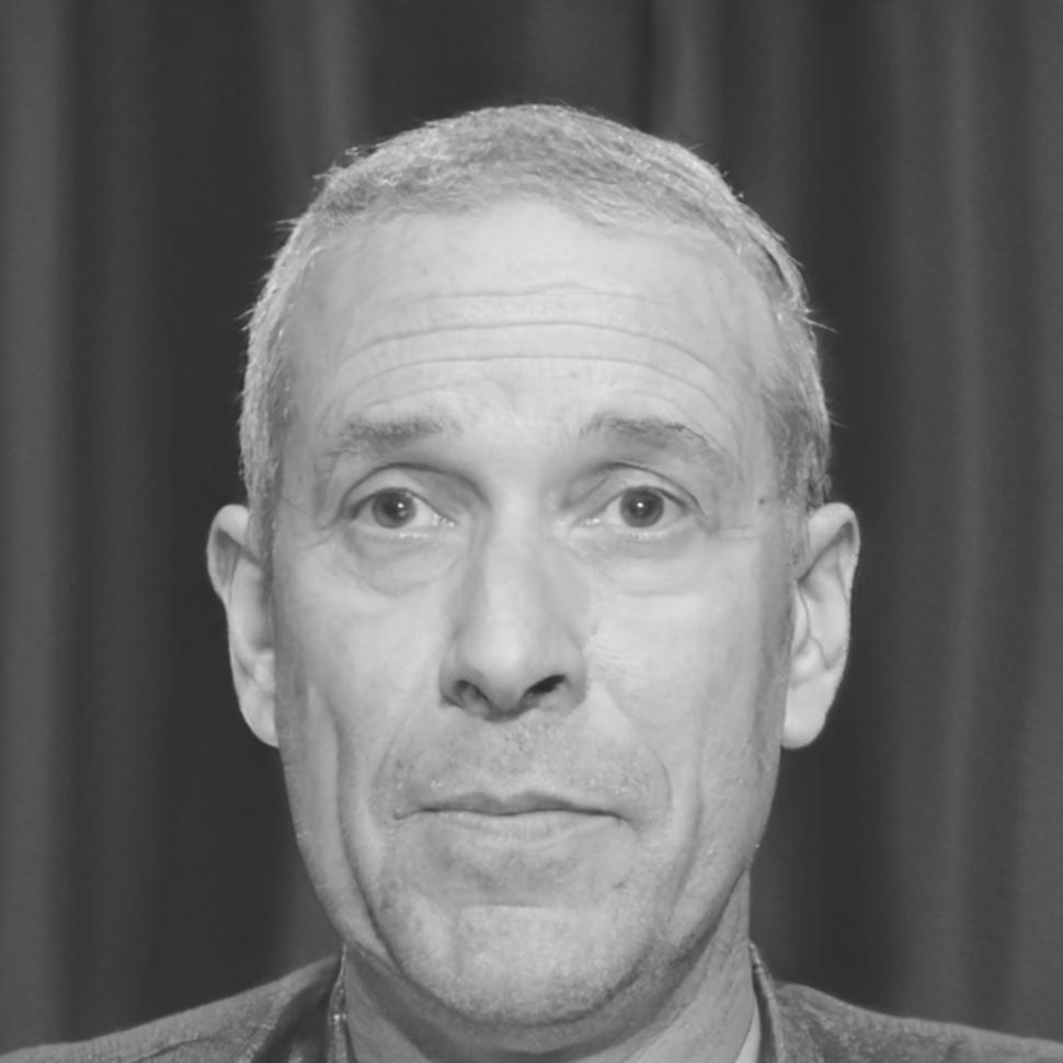 Carlos Mendoza, Director de Finanzas Corporativas